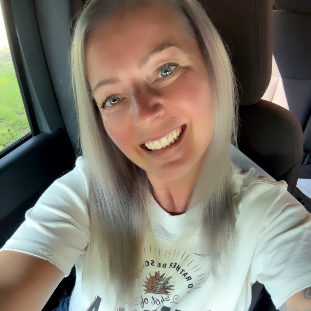 Meet your Posher, Jennifer